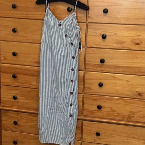 Maxi summer dress. - Picture 1 of 3